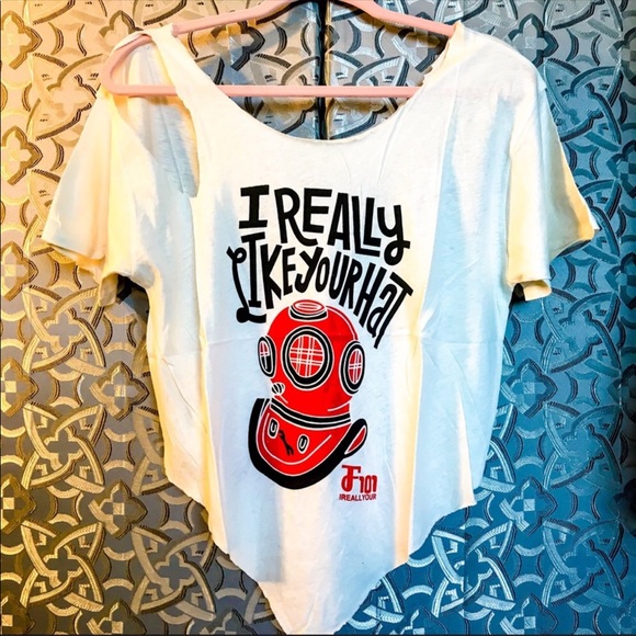 Miz: I Really Like Your Hat Custom Cut Tee - Picture 3 of 4